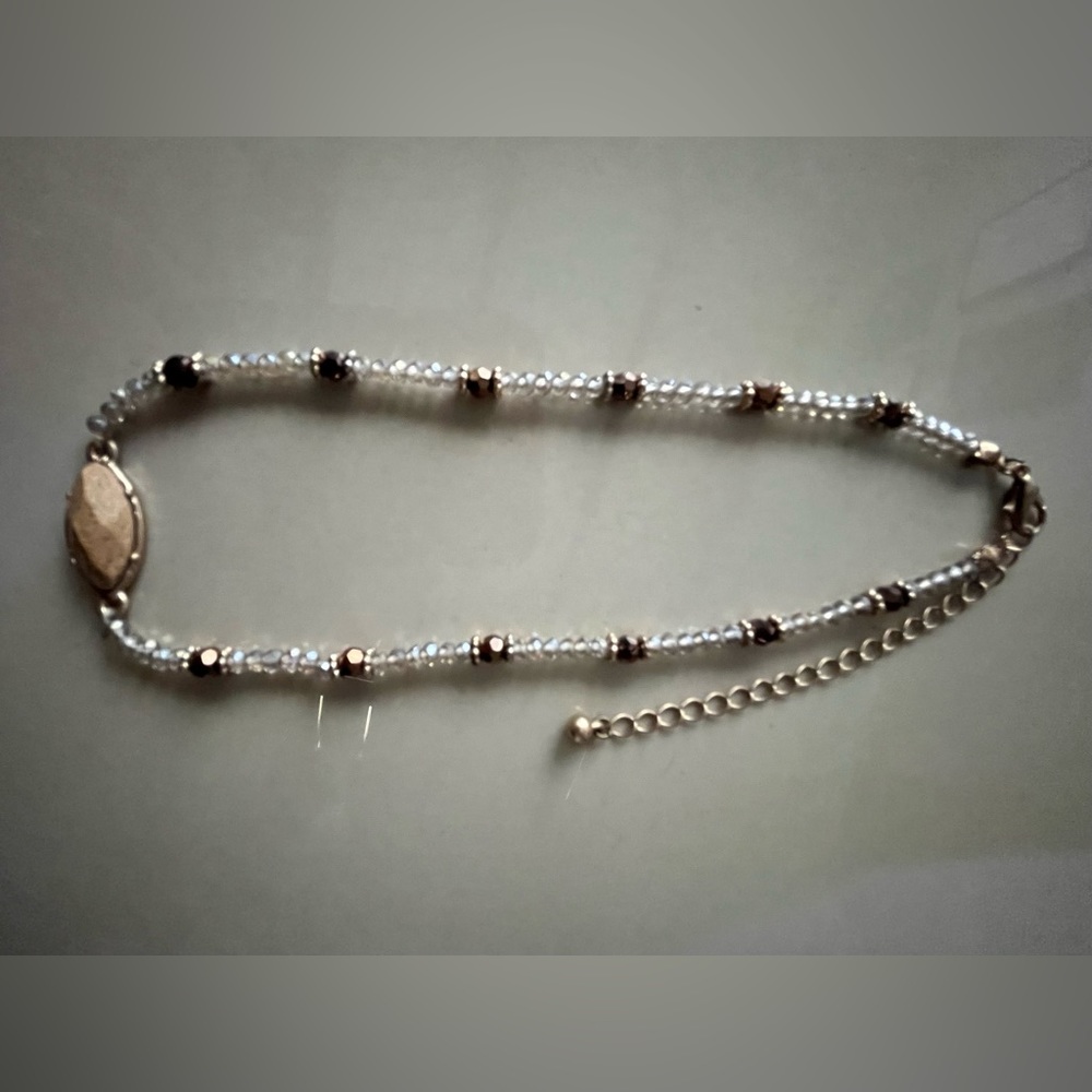 Beaded chocker necklace